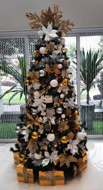 Árvore de Natal Interna